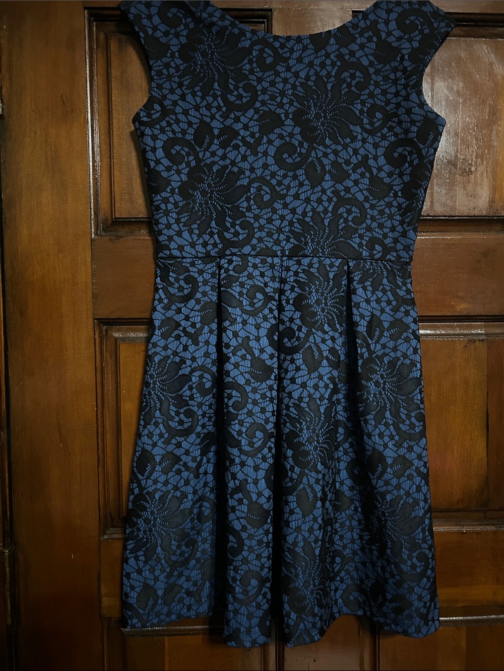 Sleeveless Black and Blue Lace Midi Dress